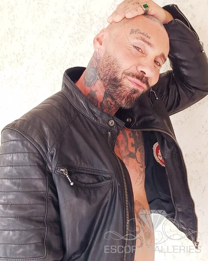 Escorts Nice, France Vincent