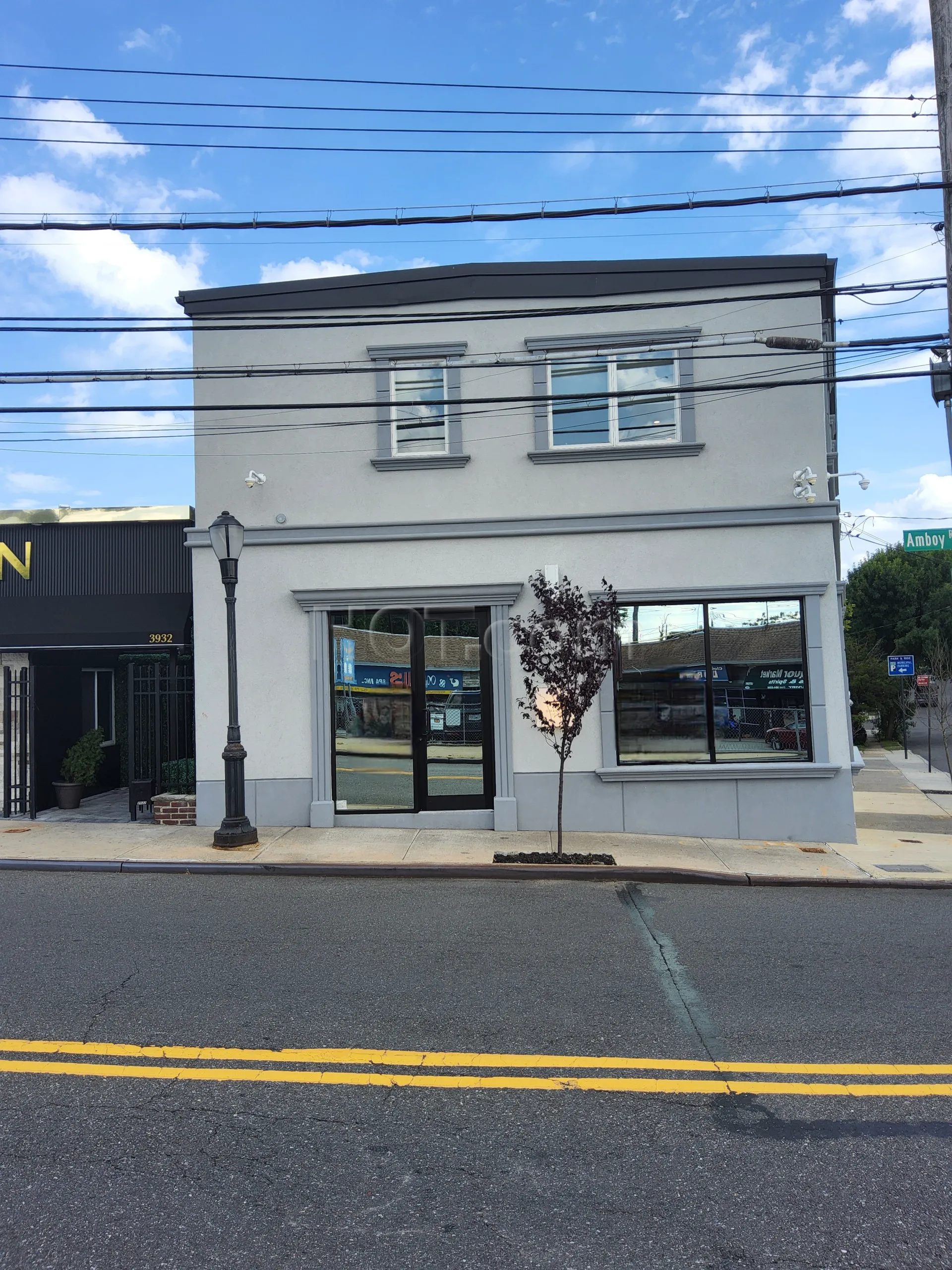 Staten Island, New York Sunflower Spa