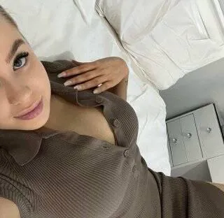 Escorts Medicine Hat, Alberta Kelly