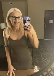 Escorts Cincinnati, Ohio Sophia Rose