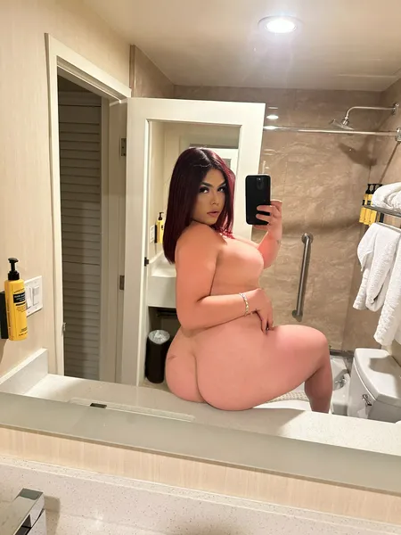 Escorts Santa Ana, California Yenifer