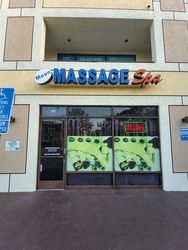 Glendale, California Moon Massage Spa