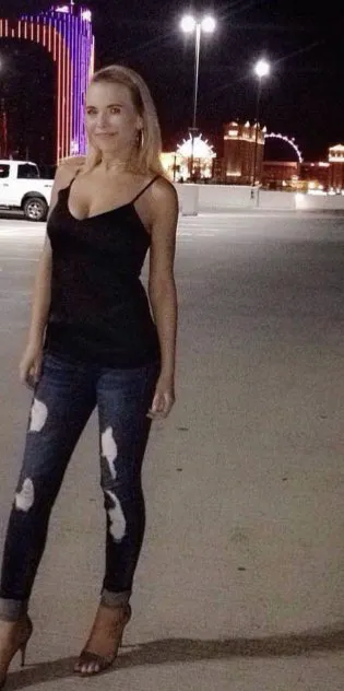 Escorts Phoenix, Arizona BLONDE WHO LOVES TO PARTY!! 100% ME OR ITS FREE!!