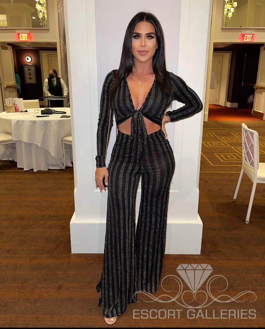 Escorts Alexandria, Egypt olivia a