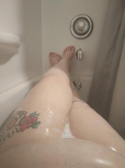 Escorts Flint, Michigan 🍆🌊Sexy big girl💦 With a sexy friend in town visiting secial request and individual shows as well as duos txt for info and pics... loves to suck and swallow every drop out of you..🍆🫦🍒Looking for a knew head Dr. come see mama😍🍆💲