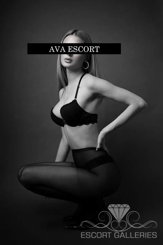 Escorts Dusseldorf, Germany Kendall