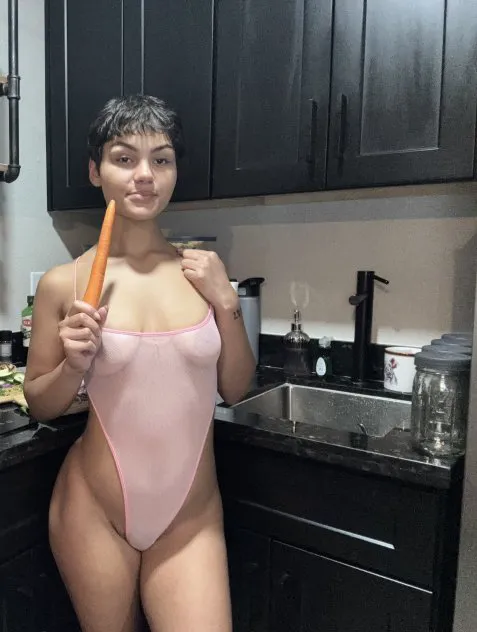 Escorts Maui, Hawaii Lola Bunni